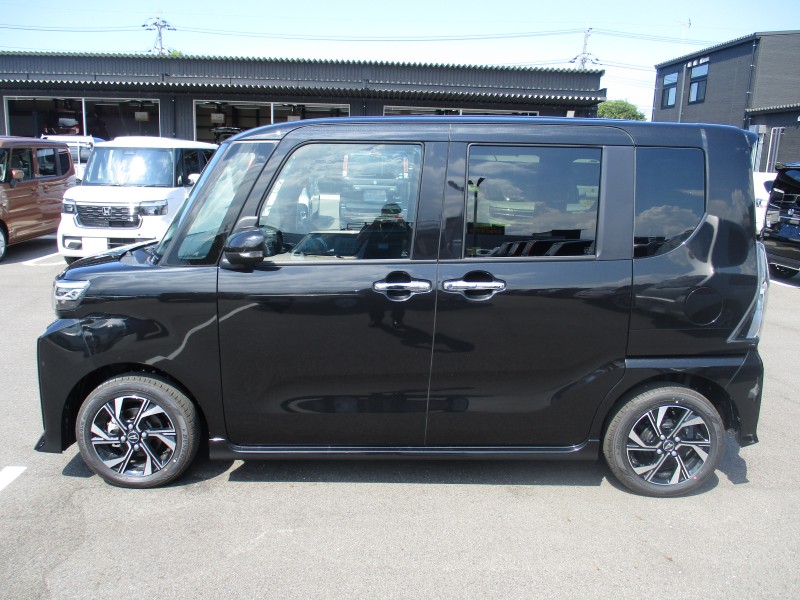 ダイハツ タント 4枚目