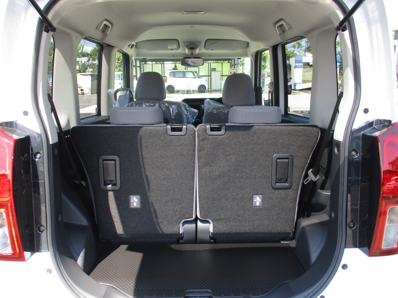 ダイハツ タント 9枚目