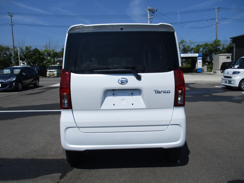 ダイハツ タント 5枚目