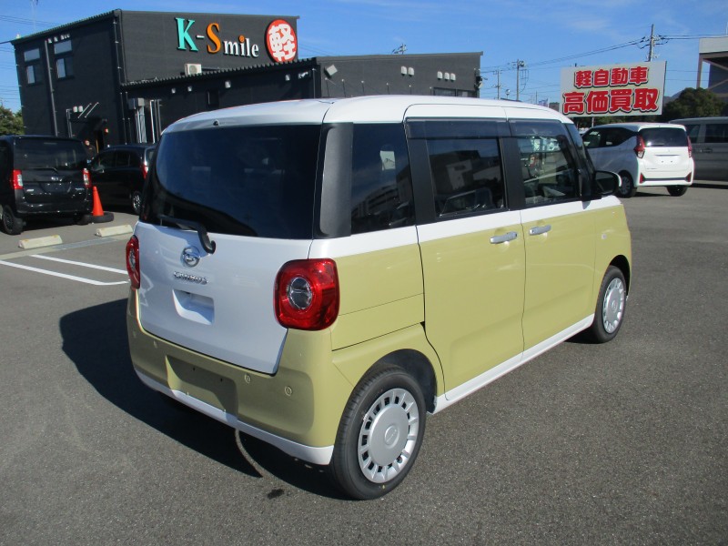 ダイハツ ムーヴキャンバス 4枚目