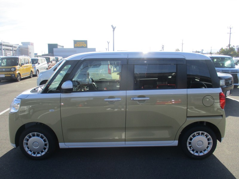 ダイハツ ムーヴキャンバス 7枚目