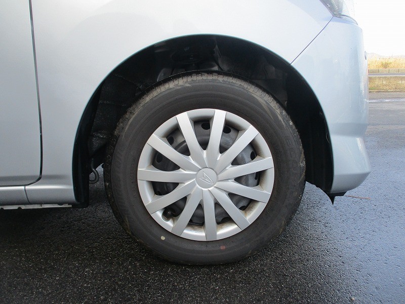 ダイハツ ミライース 1枚目