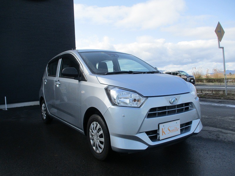 ダイハツ ミライース 3枚目