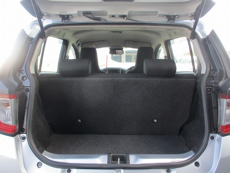 ダイハツ ミライース 7枚目