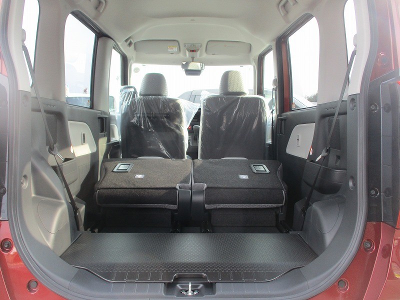 ダイハツ タント 9枚目