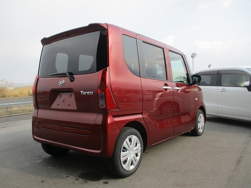 ダイハツ タント 5枚目