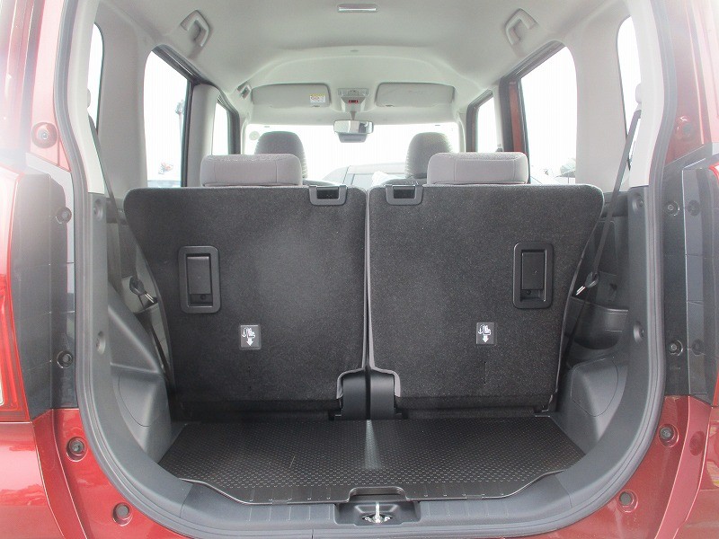 ダイハツ タント 8枚目