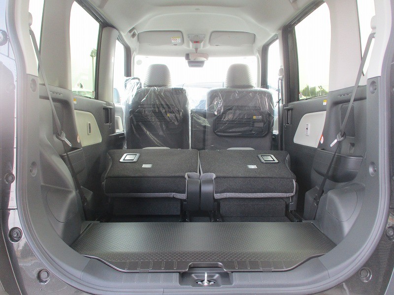 ダイハツ タント 9枚目