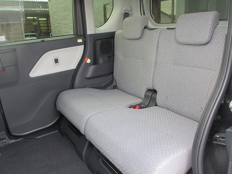 ダイハツ タント 13枚目