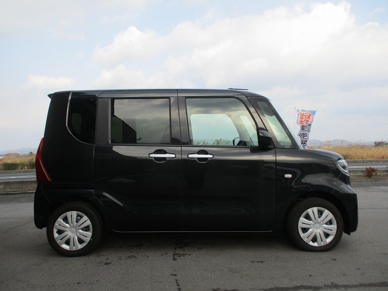 ダイハツ タント 4枚目