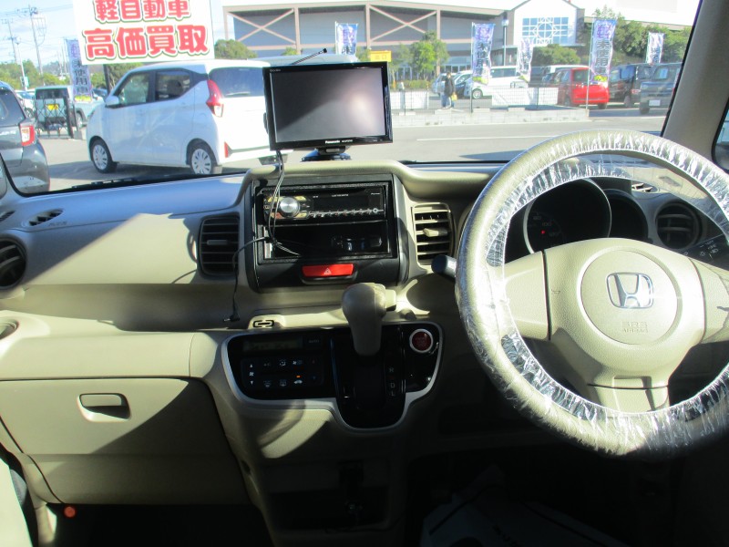ホンダ N BOX 12枚目