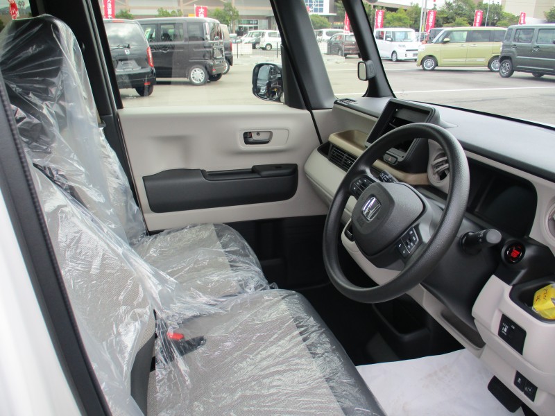 ホンダ N BOX 11枚目