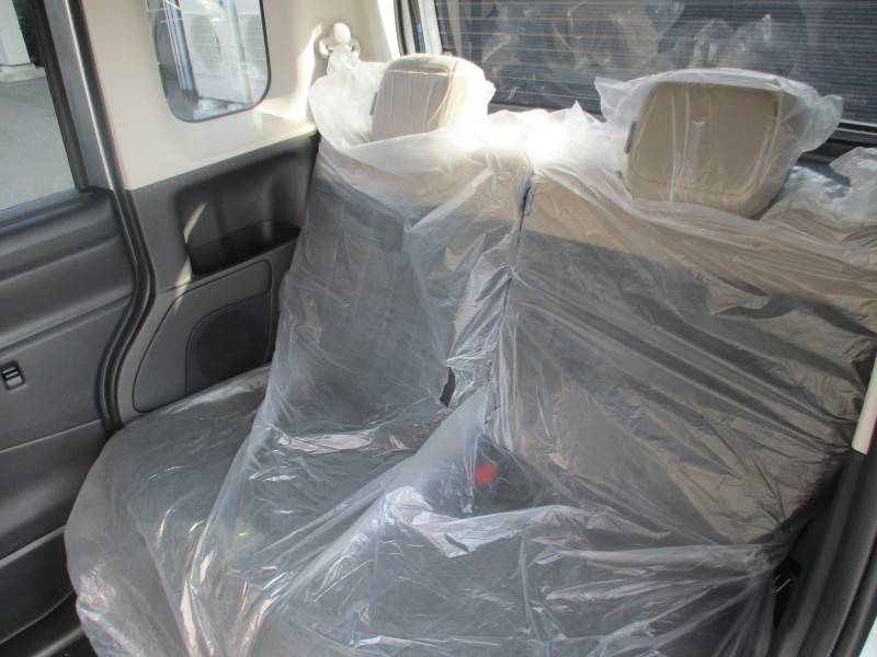 三菱 デリカミニ 8枚目