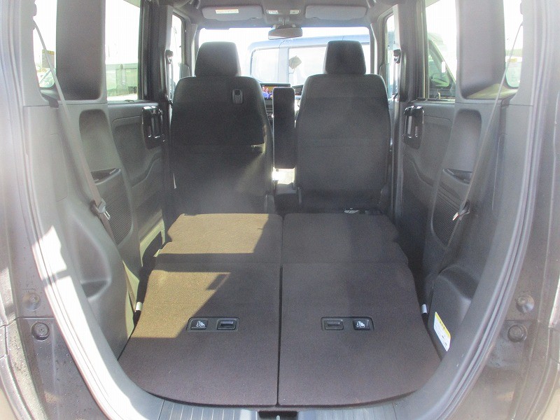 ホンダ N BOX 9枚目