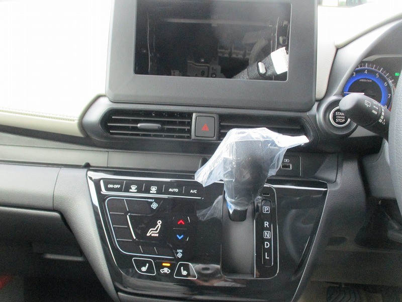 三菱 eKワゴン 16枚目