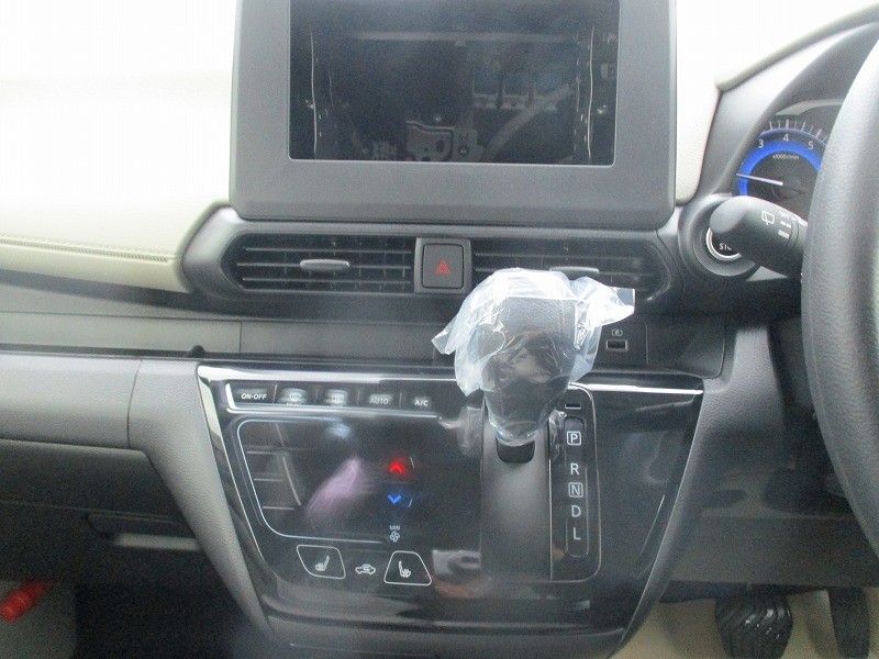 三菱 eKワゴン 16枚目