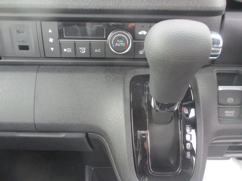 ホンダ N BOX 17枚目