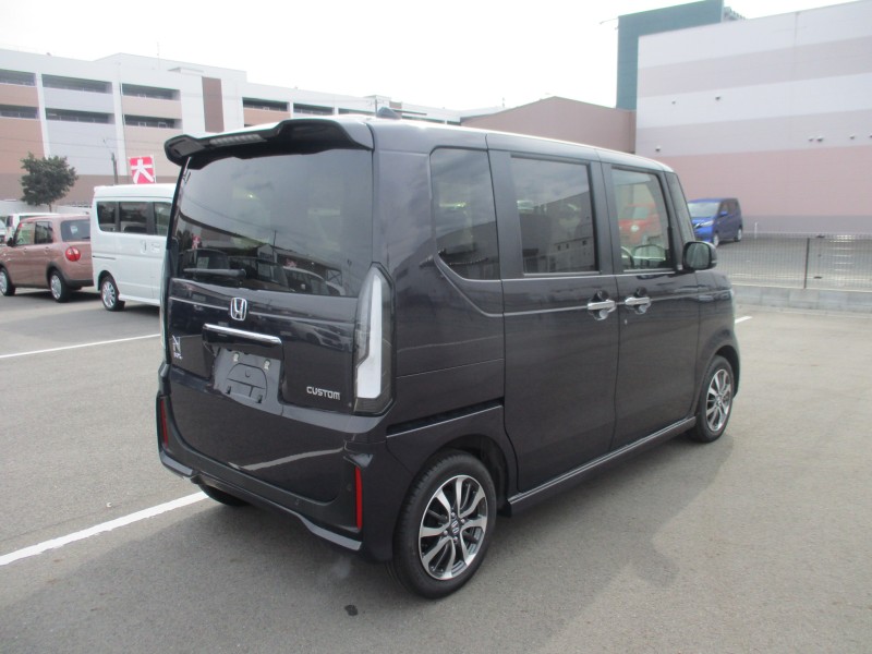 ホンダ N BOX 4枚目