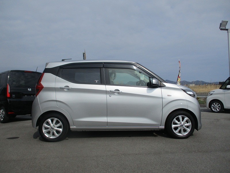 ニッサン デイズ 4枚目