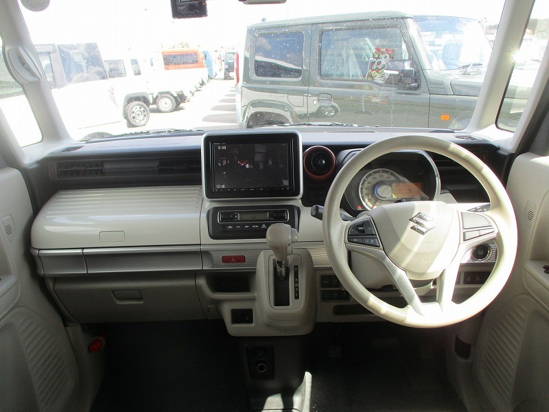 スズキ スペーシア 14枚目