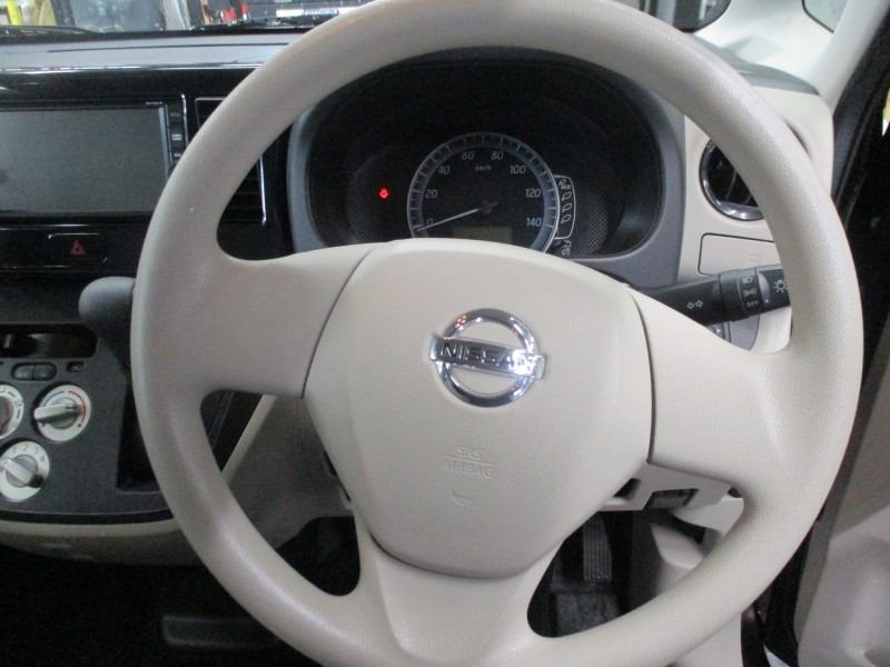 ニッサン デイズルークス 10枚目