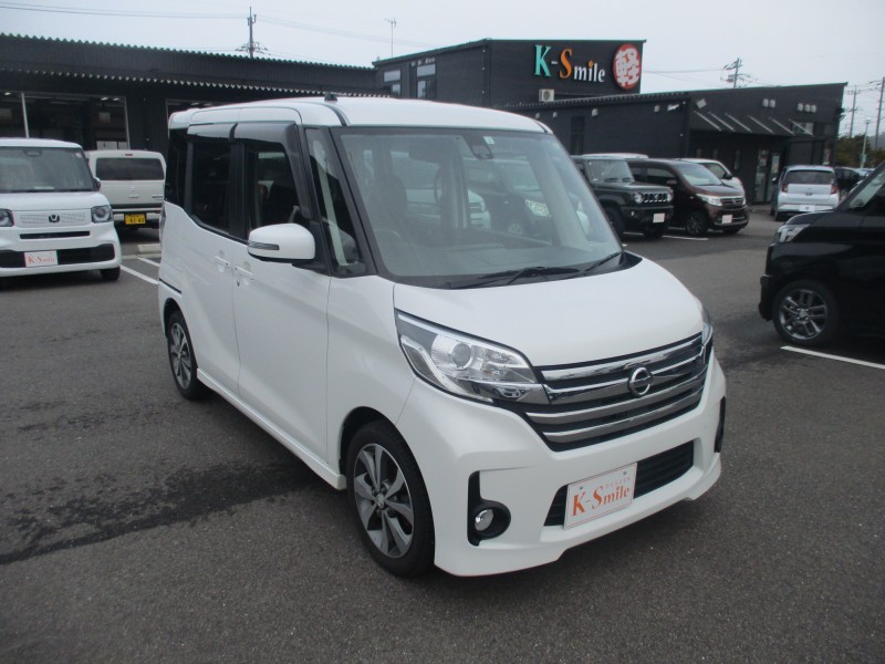 ニッサン デイズルークス 2枚目