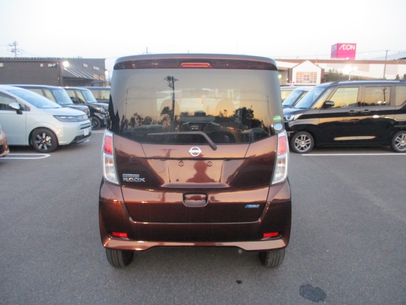 ニッサン デイズルークス 5枚目