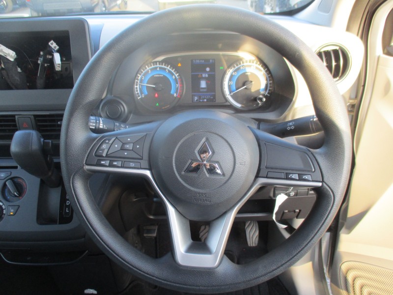 三菱 eKワゴン 13枚目