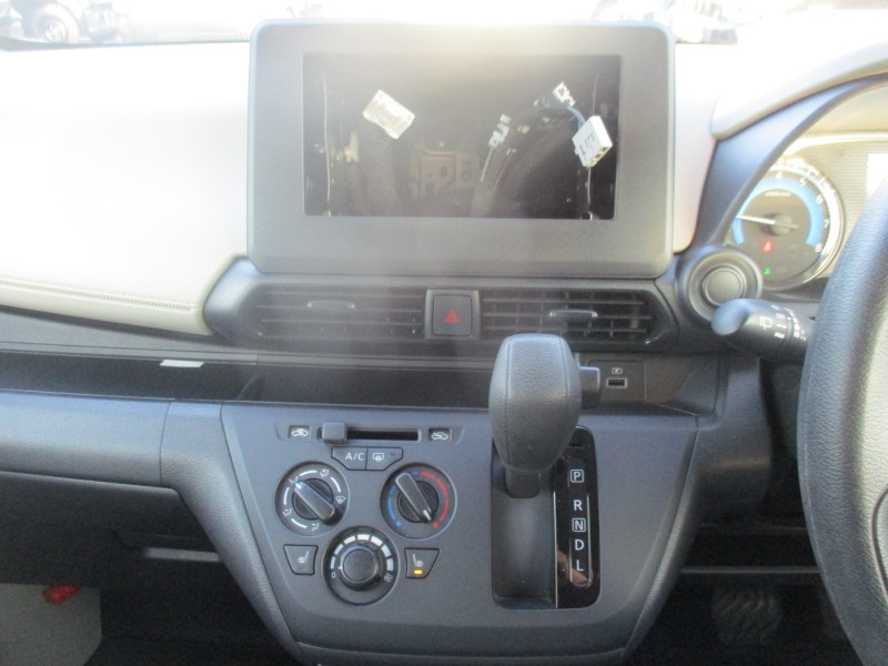 三菱 eKワゴン 15枚目