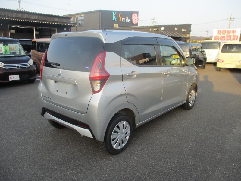 三菱 eKワゴン 4枚目