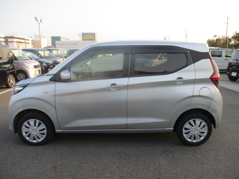 三菱 eKワゴン 7枚目