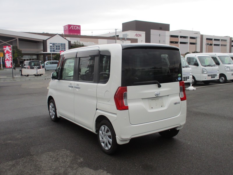 ダイハツ タント 6枚目