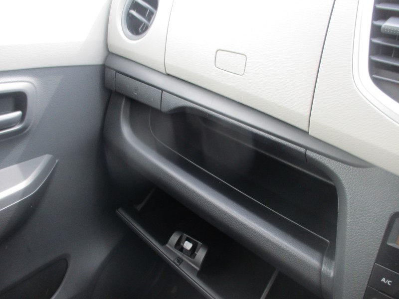 スズキ ワゴンR 18枚目