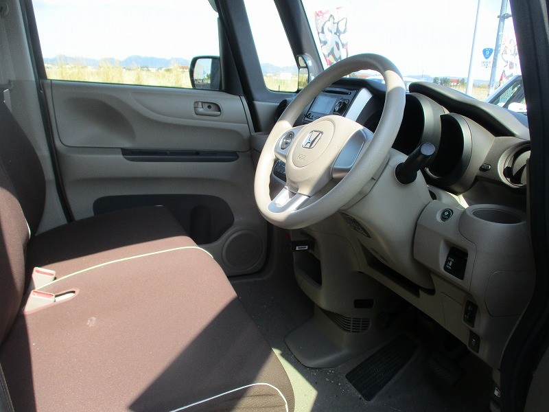 ホンダ N BOX 17枚目