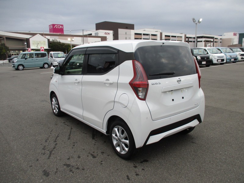 ニッサン デイズ 6枚目