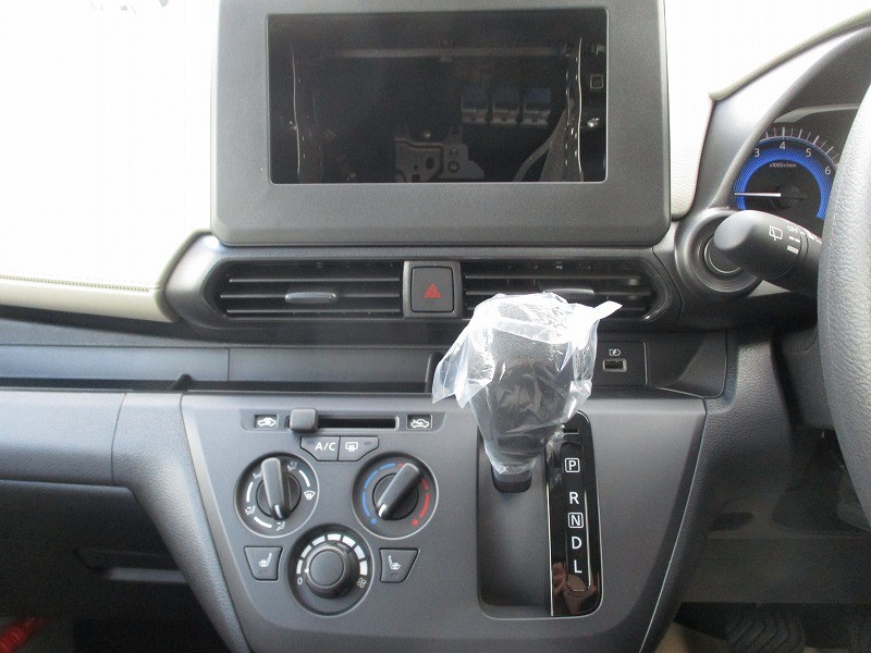 三菱 eKワゴン 16枚目