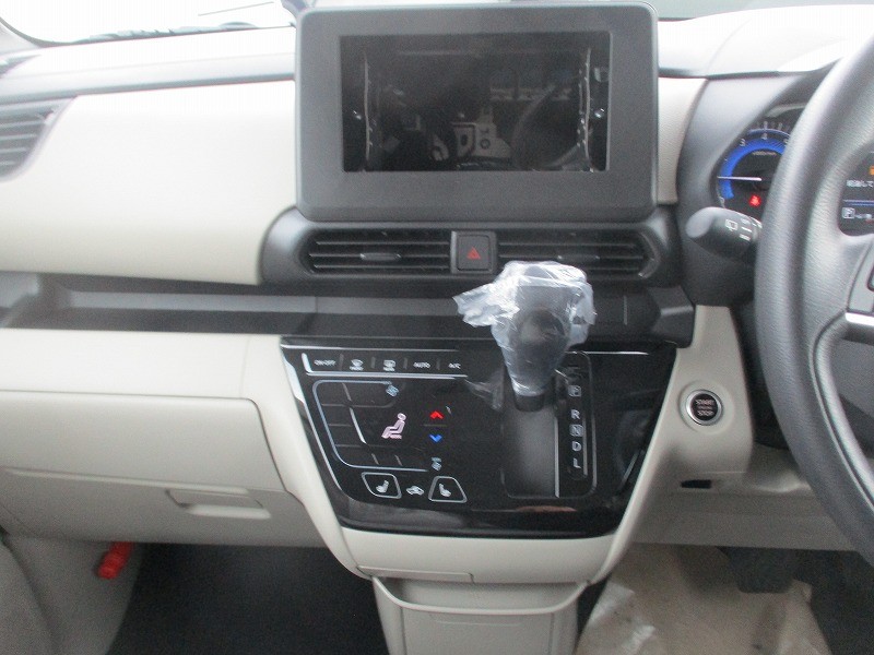 三菱 eKスペース 17枚目