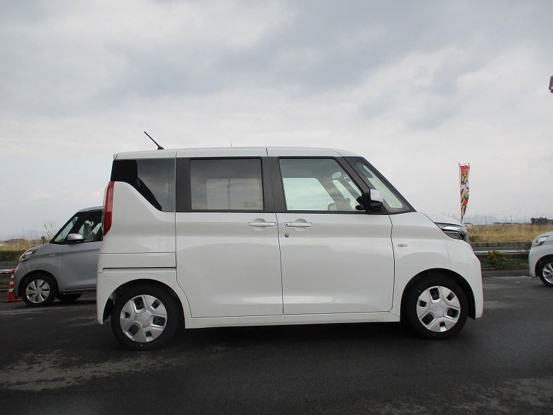 三菱 eKスペース 4枚目