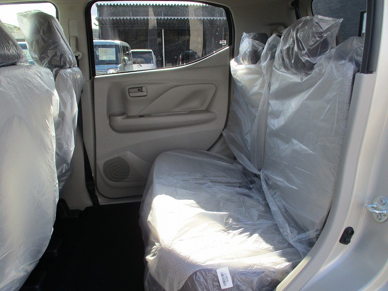 三菱 eKワゴン 13枚目