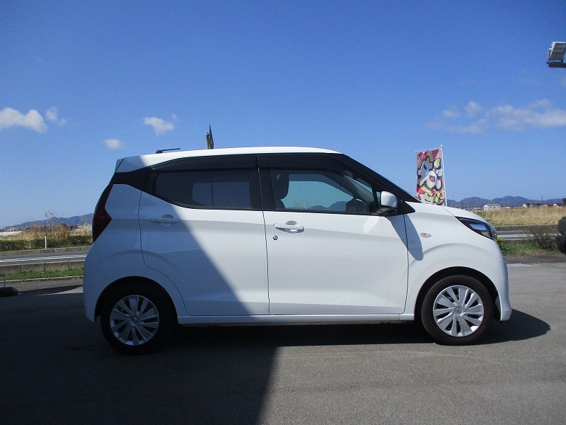 ニッサン デイズ 4枚目