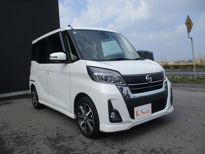 ニッサン デイズルークス 3枚目