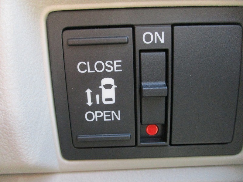 ホンダ N BOX 18枚目