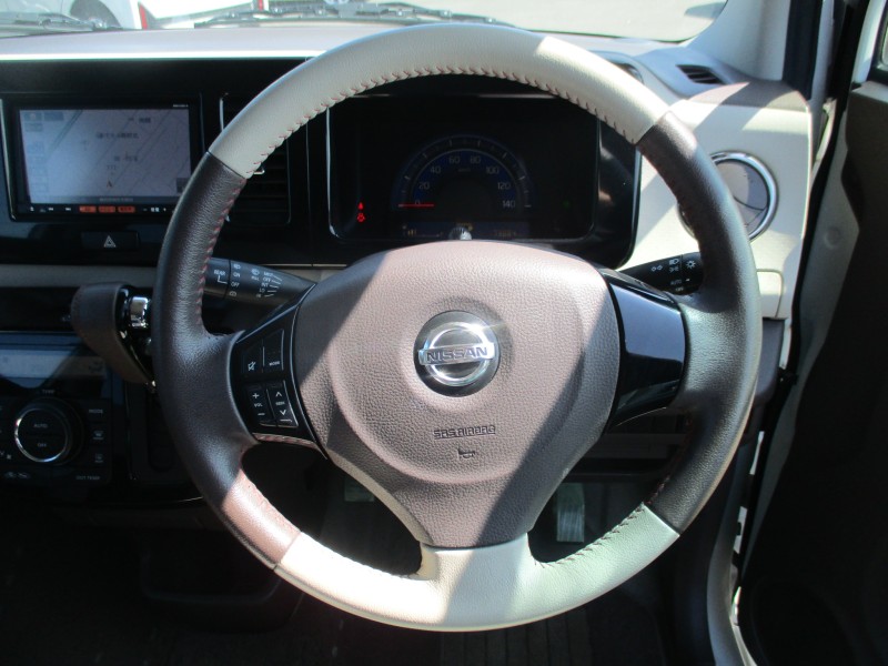 ニッサン モコ 14枚目