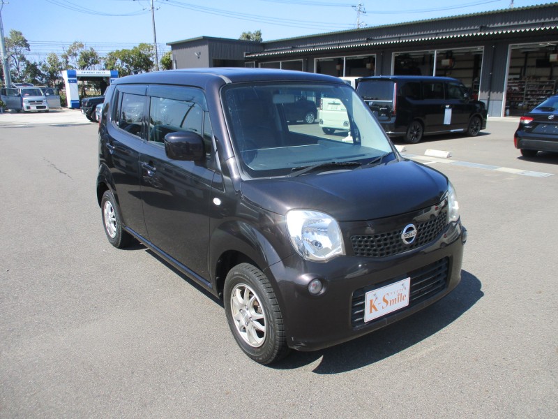 ニッサン モコ 2枚目