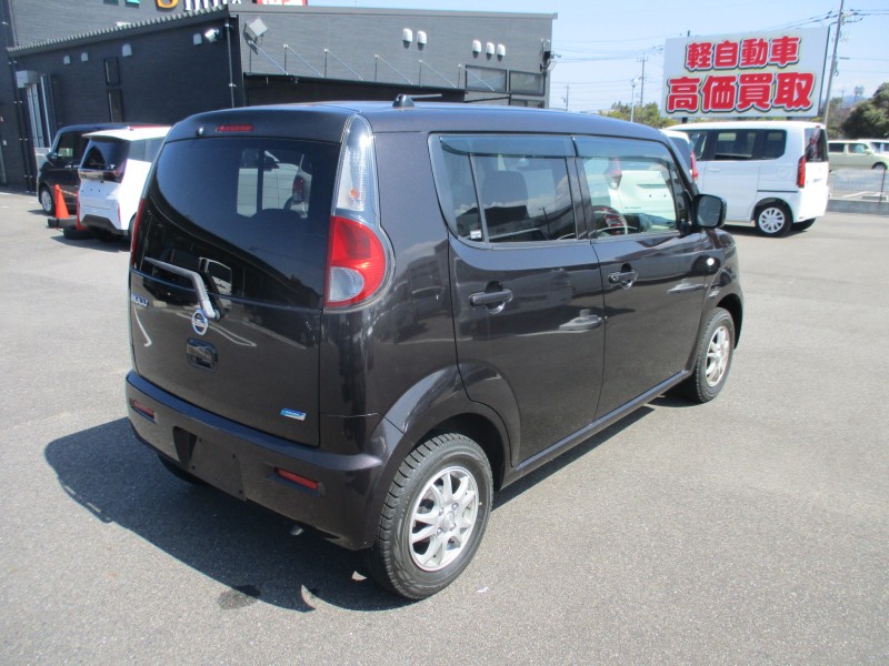 ニッサン モコ 4枚目