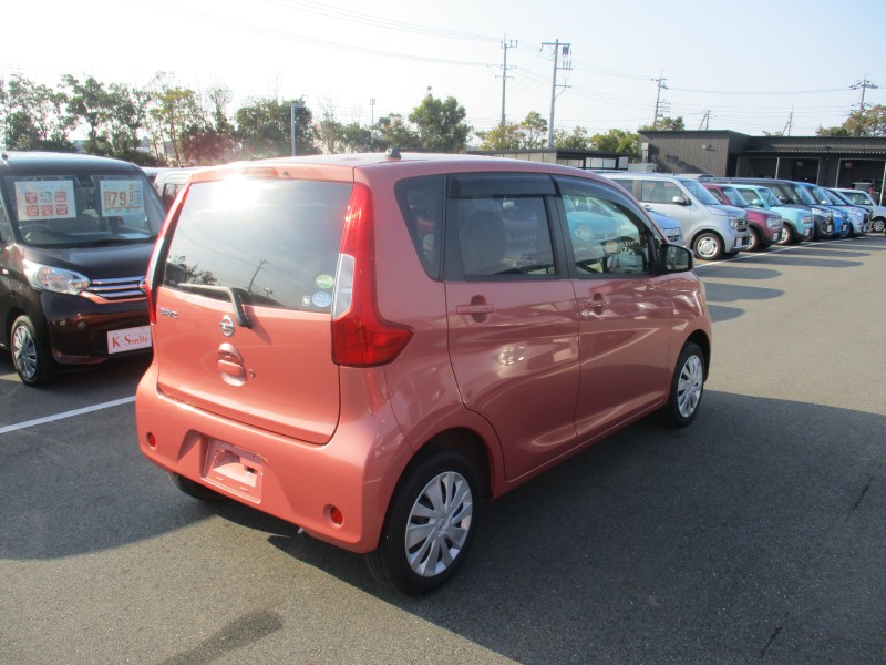 ニッサン デイズ 4枚目