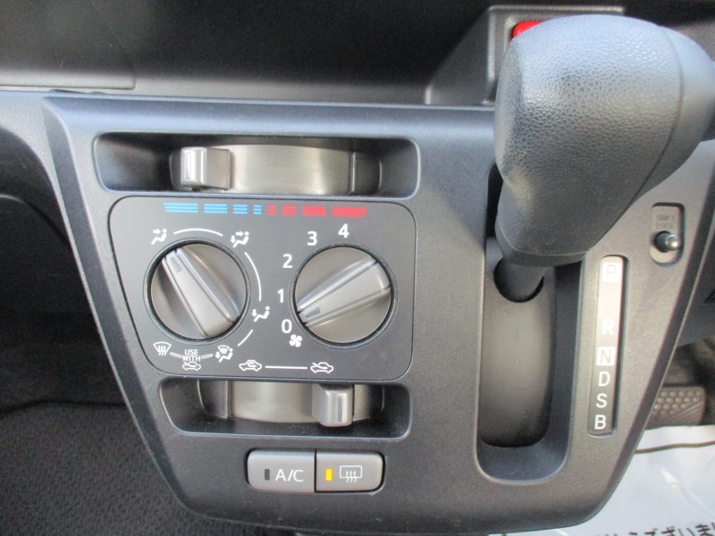 ダイハツ ミライース 17枚目