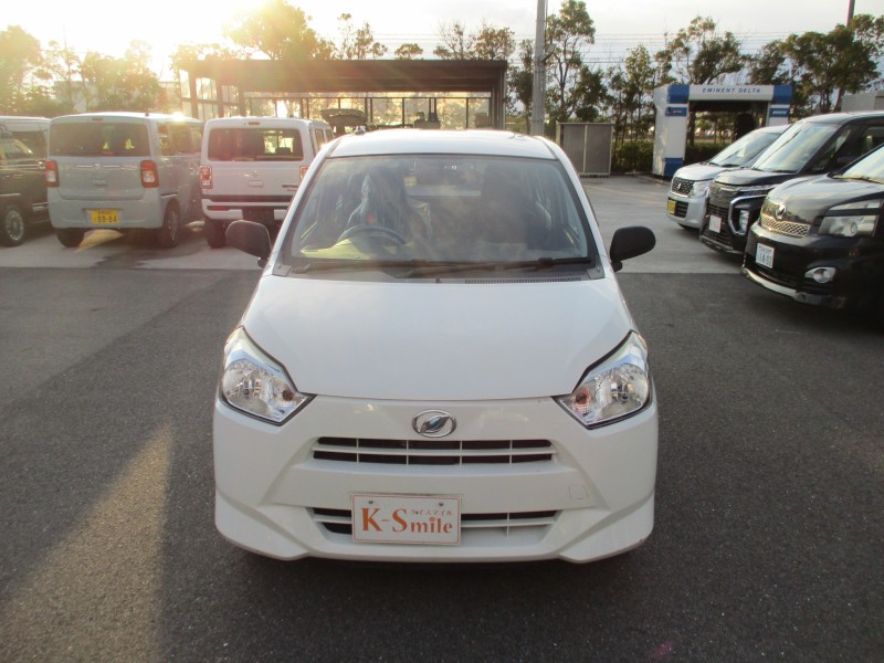 ダイハツ ミライース 1枚目