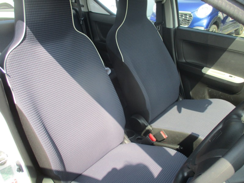 スズキ アルト 11枚目