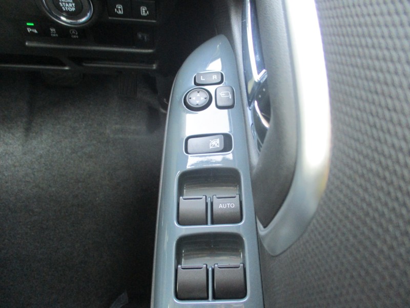 スズキ ワゴンRスマイル 18枚目